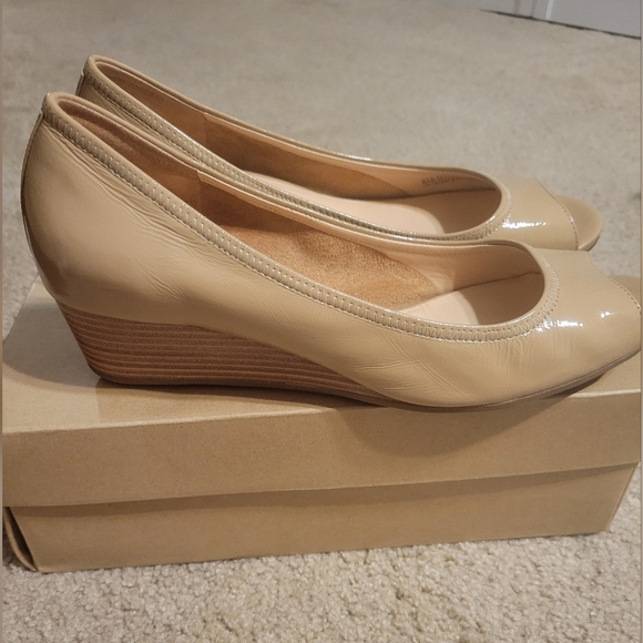 Cole Haan Air Tallot Wedge - Picture 3 of 3